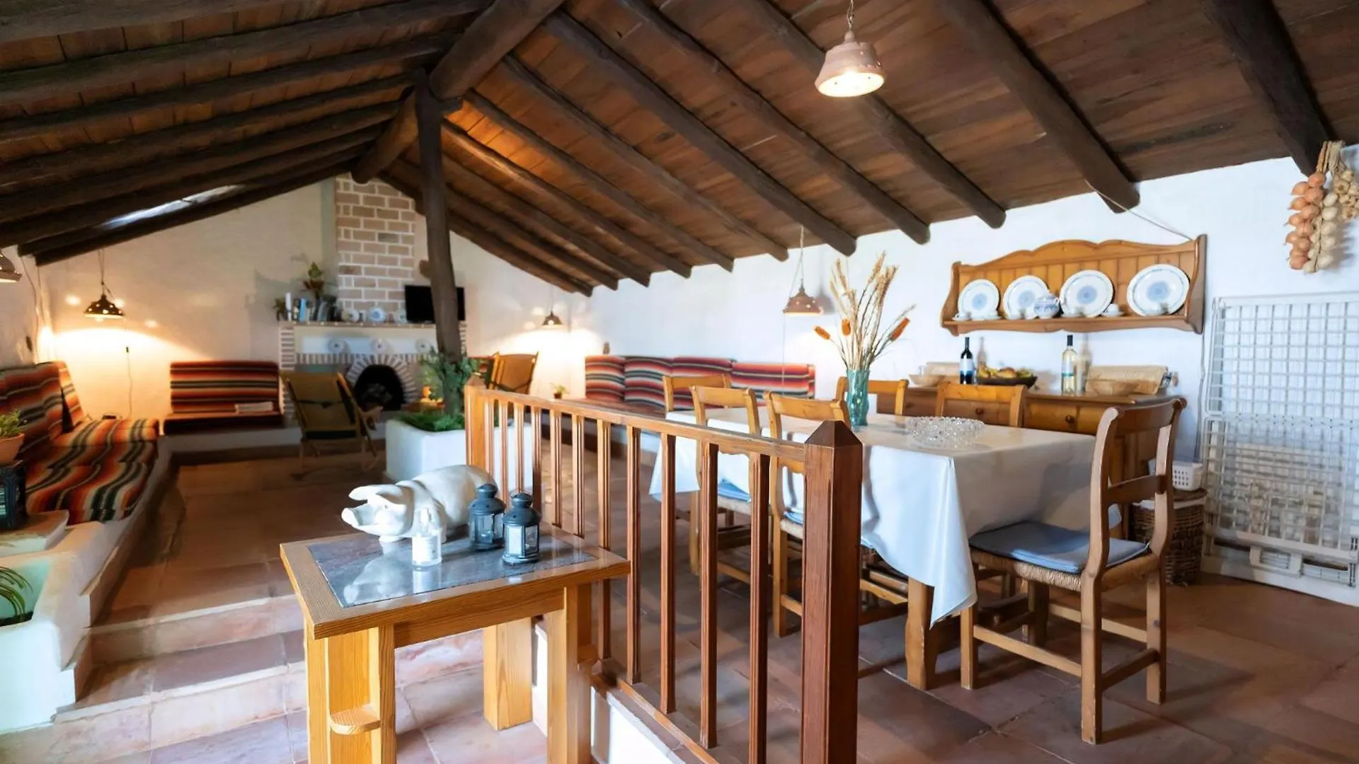Casa Roja Mit Pool Und Terrasse Fuer 6 Personen Villa Charco del Pino Holiday home