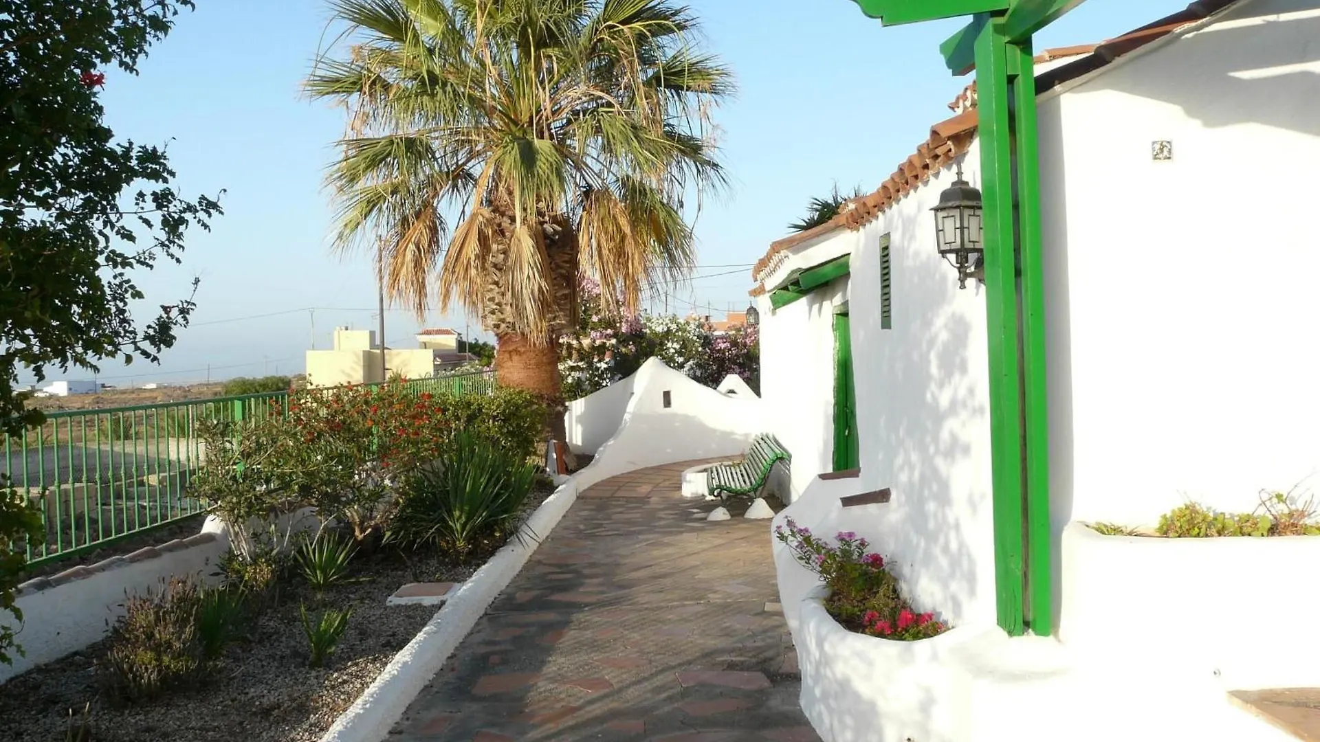 Casa Roja Mit Pool Und Terrasse Fuer 6 Personen Villa Charco del Pino