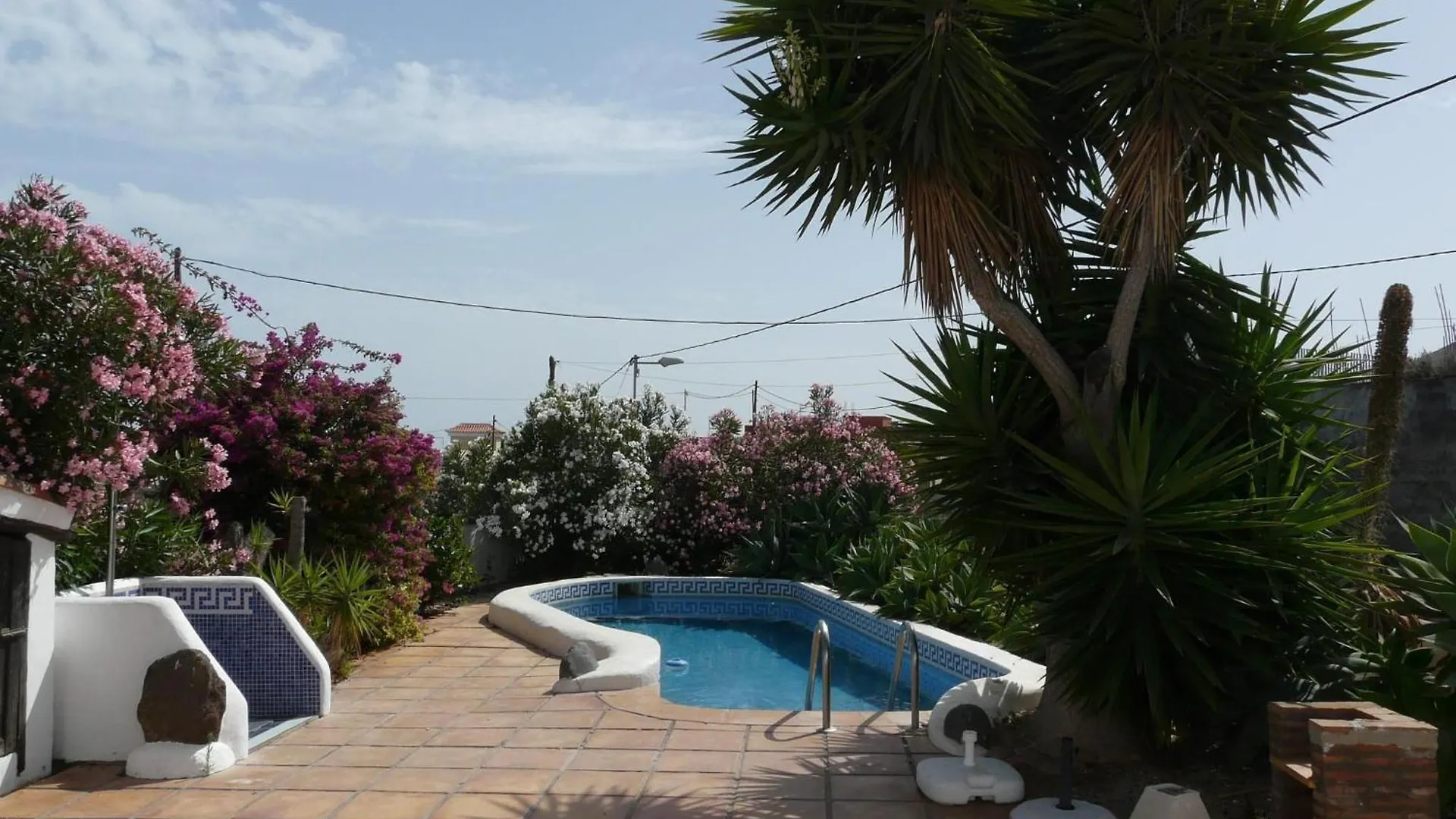 Casa Roja Mit Pool Und Terrasse Fuer 6 Personen Villa Charco del Pino