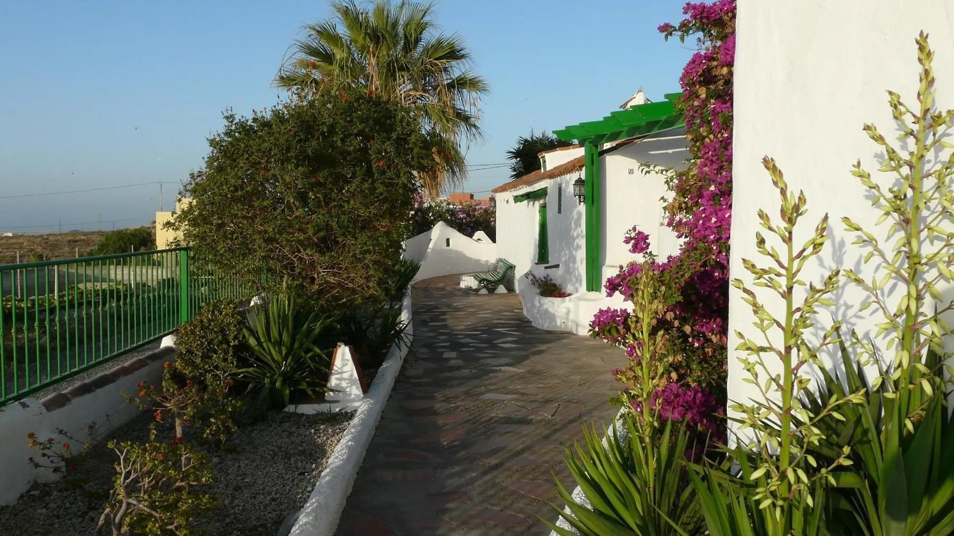 Casa Roja Mit Pool Und Terrasse Fuer 6 Personen Villa Charco del Pino 0*,